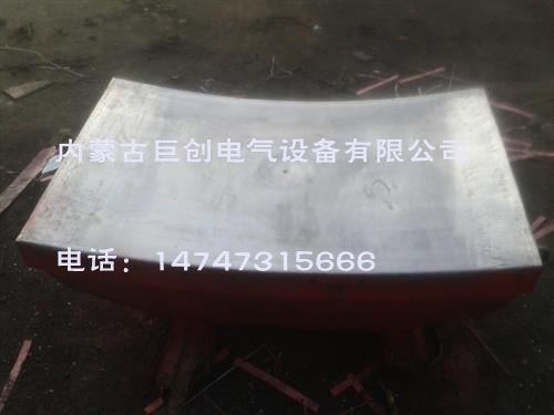 水泥廠(chǎng)4米5磨煤機(jī)軸瓦鑄造后